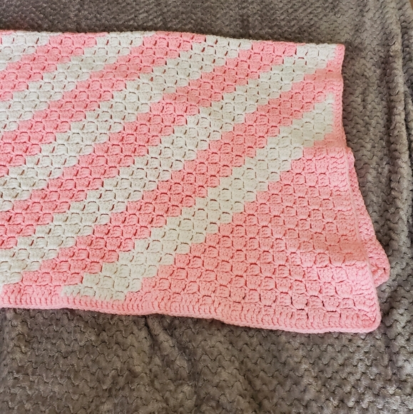 Handcrafted Crochet Baby Afghan - Picture 12 of 13